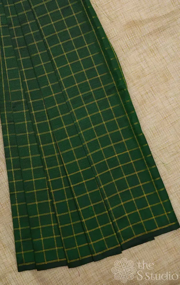 Green checked kanchi silk blouse material with muthu kattam